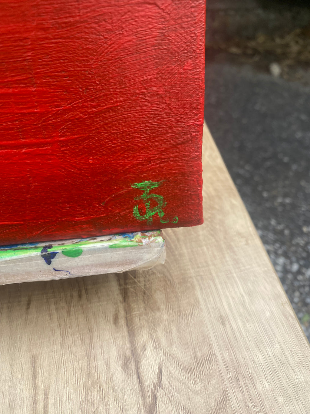 “Stillleben mit Stuhl und Blumen“