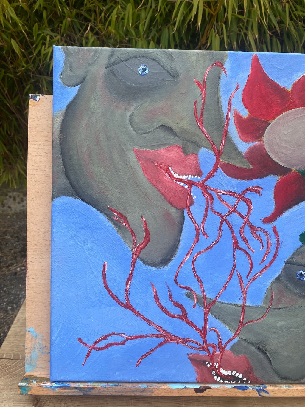 “Vereinigung unter roter Blume“